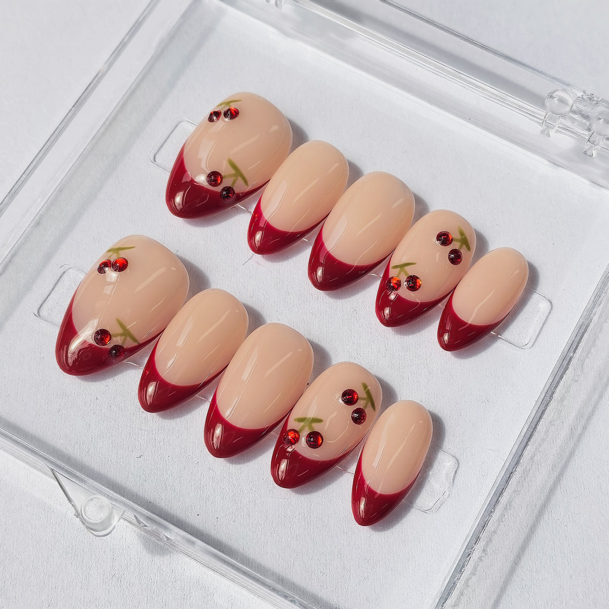 Cherry Lady | Håndlavede Press-Ons